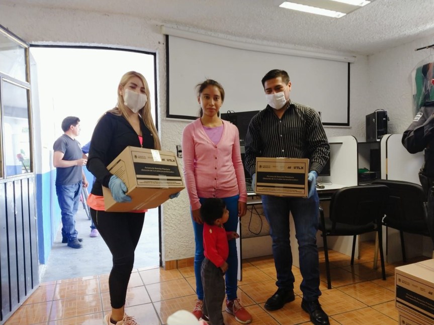 SMDIF ZITLALTEPEC ENTREGAN APOYOS ALIMENTARIOS DE LOS PROGRAMAS DE ASISTENCIA SOCIAL A PERSONAS DE ATENCIÓN&nbsp;PRIORITARIA