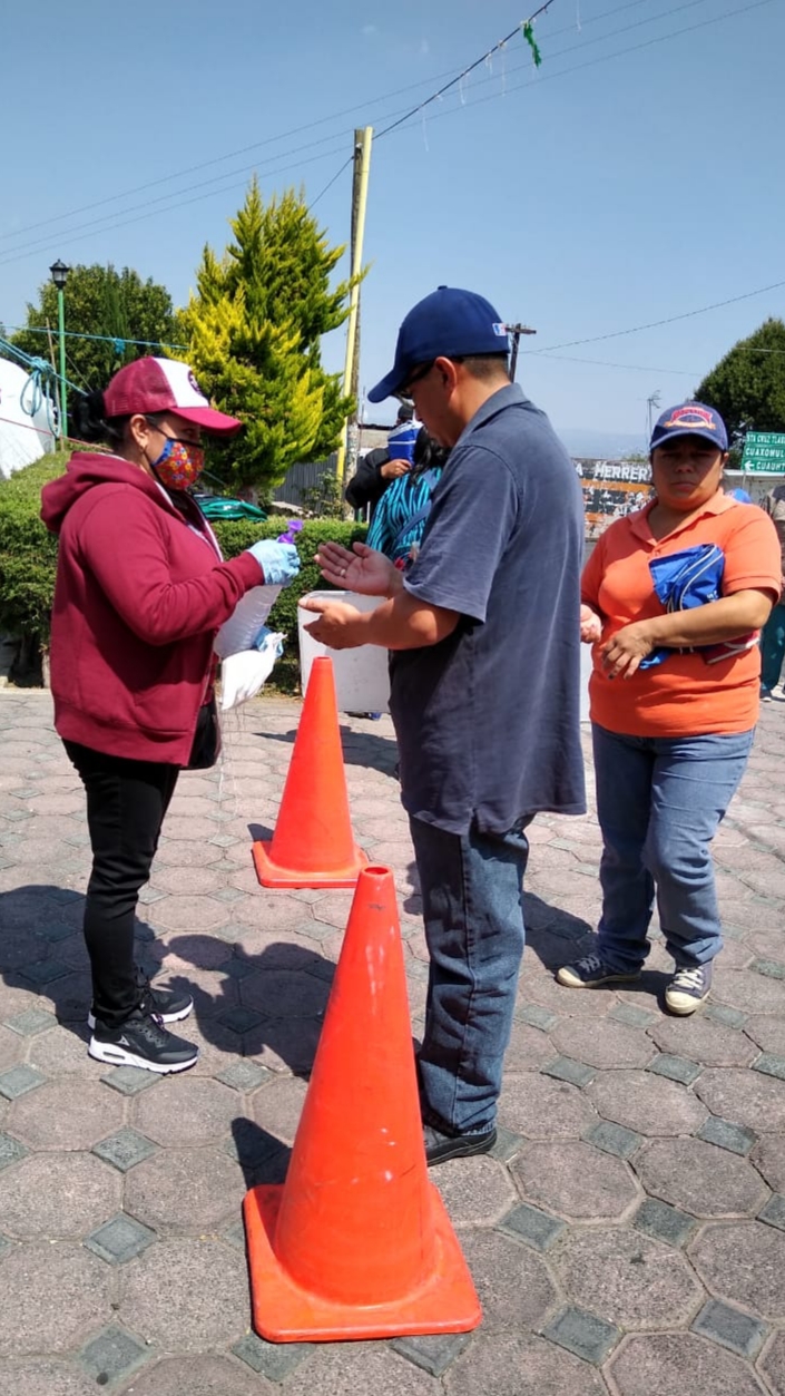 SE REALIZAN MEDIDAS PRECAUTORIAS EN LOS TIANGUIS DE SANTA CRUZ TLAXCALA Y GUADALUPE&nbsp;TLACHCO
