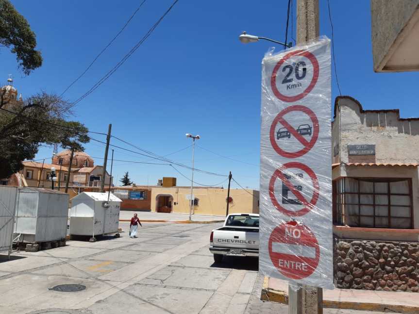 COLOCAN SEÑALIZACIÓN EN EL PRIMER CUADRO DEL MUNICIPIO DE&nbsp;ZITLALTEPEC.