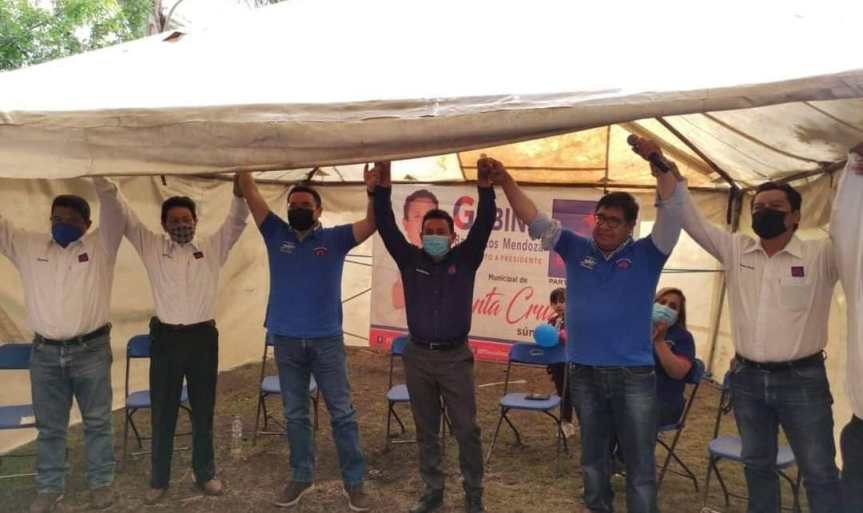 Traicionan los candidatos el “burro” Filemón Acoltzi y Gabino Barrientos a sus compañeras&nbsp;candidatas