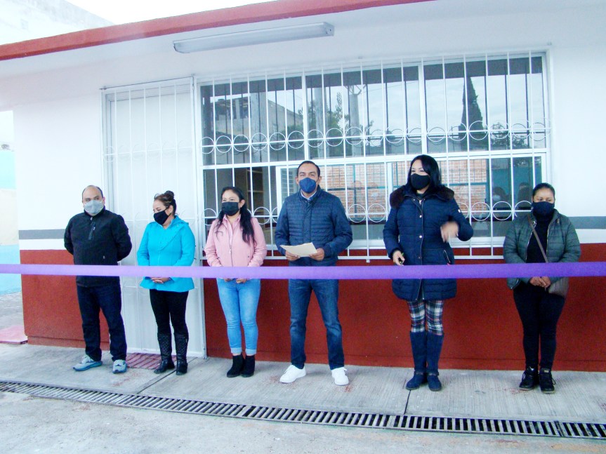 Entrega MACY obra en escuela Primaria Bilingüe “Bimi manandi yu’mu” en&nbsp;Ixtenco.
