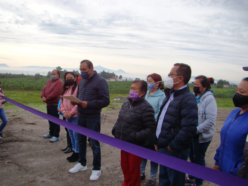 MACY entrega a vecinos de Ixtenco ampliación de red de alcantarillado y agua potable  en prolongación 15&nbsp;sur.