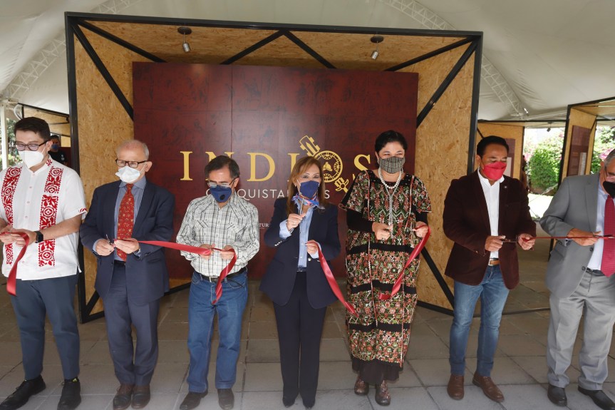 Inauguró Lorena Cuéllar exposición «Indios&nbsp;Conquistadores»