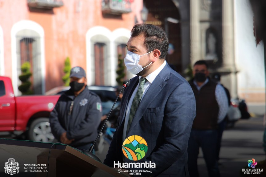 Reconoce presidente municipal de Huamantla a trabajadores de la salud y convoca a la población a no bajar la&nbsp;guardia.