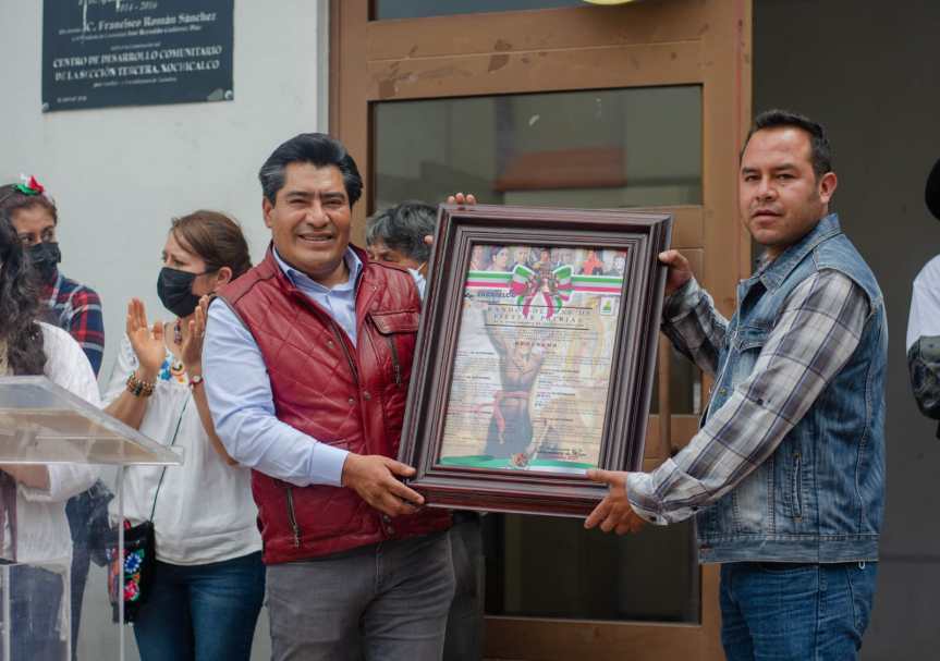 Encabeza Alcalde Zacatelco la Develación y colocación del Bando Solemne de fiestas&nbsp;patrias