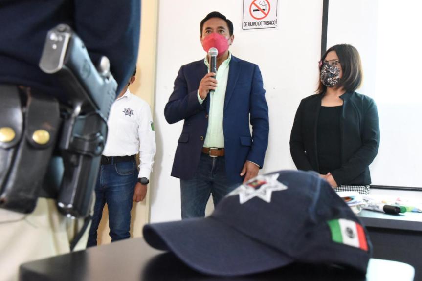 <strong><em>Imparte Ayuntamiento de Tlaxcala capacitación bilingüe para Policía Turística</em></strong>