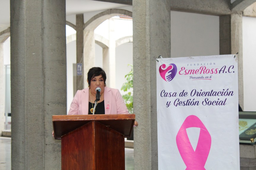 <strong>Lorena Ruíz y fundación ESME ROSS AC, presentan conferencia magistral sobre el “cáncer de mama en el congreso&nbsp;local</strong>