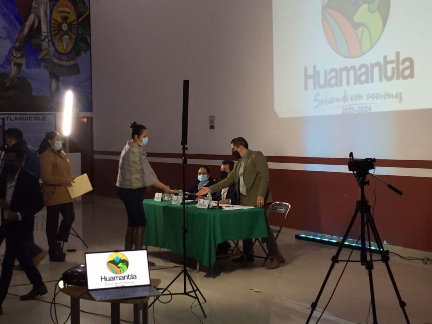 <strong>Cabildo aprueba la reactivación de 18 bibliotecas en las comunidades de Huamantla</strong>