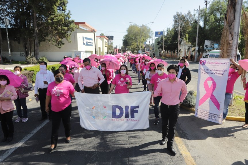 REALIZA SEDIF CAMINATA SILENCIOSA EN MEMORIA DE LAS VÍCTIMAS DEL CÁNCER DE&nbsp;MAMA