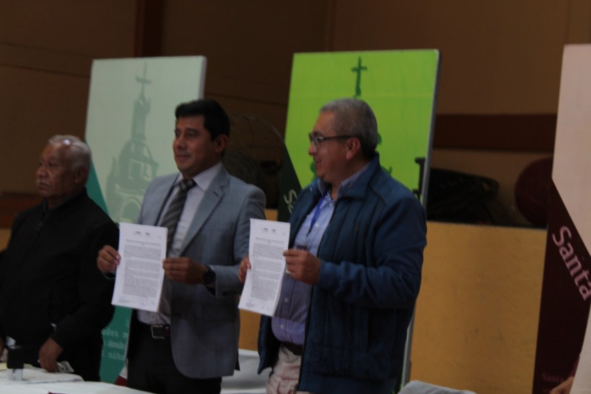 Realizan un encuentro Secretario de Educación Pública del Estado, y alcalde de Santa Cruz Tlaxcala, David Martínez del&nbsp;Razo.