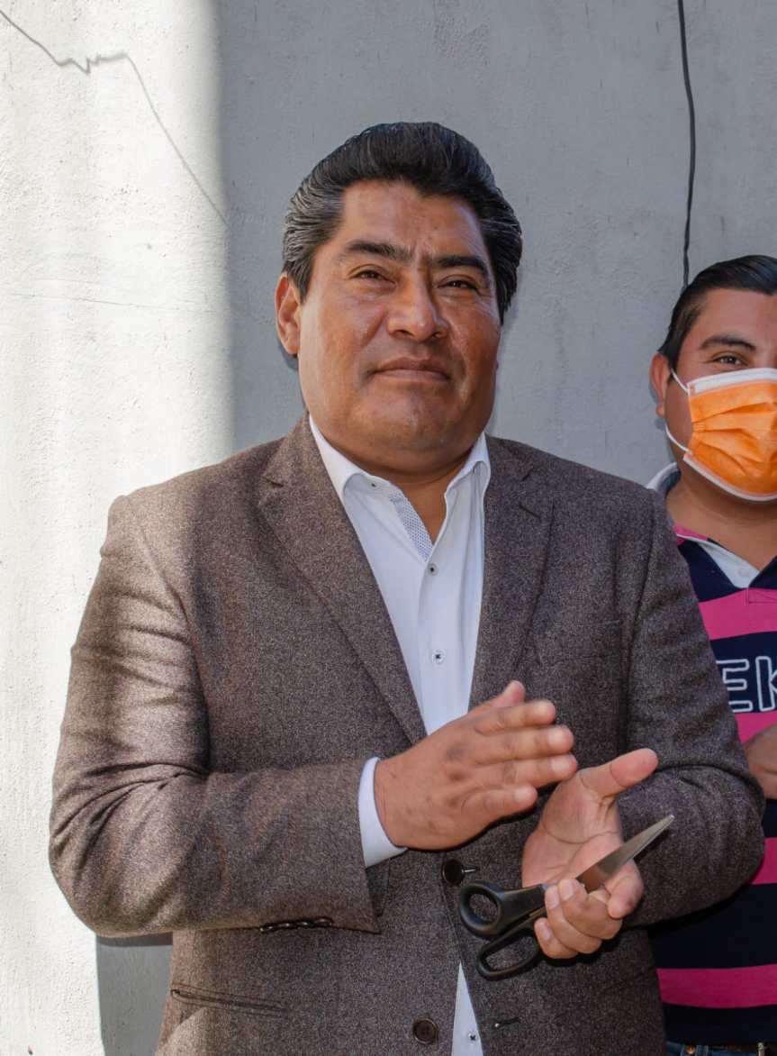 Presidente de Zacatelco entregó tres obras a la&nbsp;ciudadanía