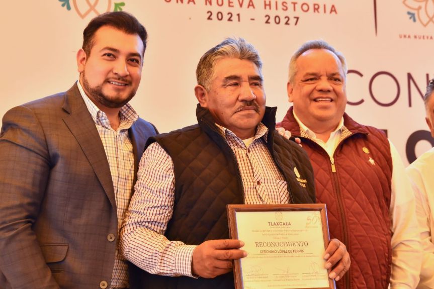 FELICITA SALVADOR SANTOS CEDILLO A LOS SOCIOS FUNDADORES DEL ESTABLO BENITO&nbsp;JUÁREZ