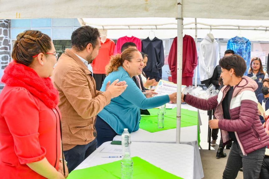 ESTE GOBIERNO BRINDA MAYORES HERRAMIENTAS PARA EL DESARROLLO DE LAS MUJERES: SALVADOR SANTOS&nbsp;CEDILLO