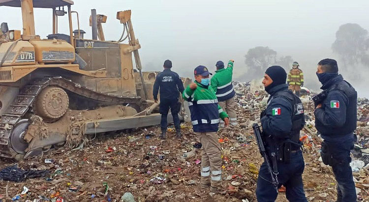 Atienden áreas del ayuntamiento de Huamantla incendio en el relleno sanitario  de Benito&nbsp;Juárez