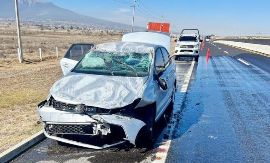 Apoyan elementos de seguridad pública de Huamantla en accidente&nbsp;vehicular