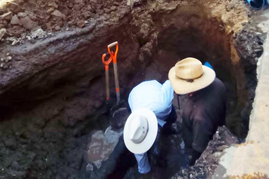 ATIENDE CAPAMH FUGA DE AGUA EN EL CENTRO DE LA CIUDAD DE&nbsp;HUAMANTLA