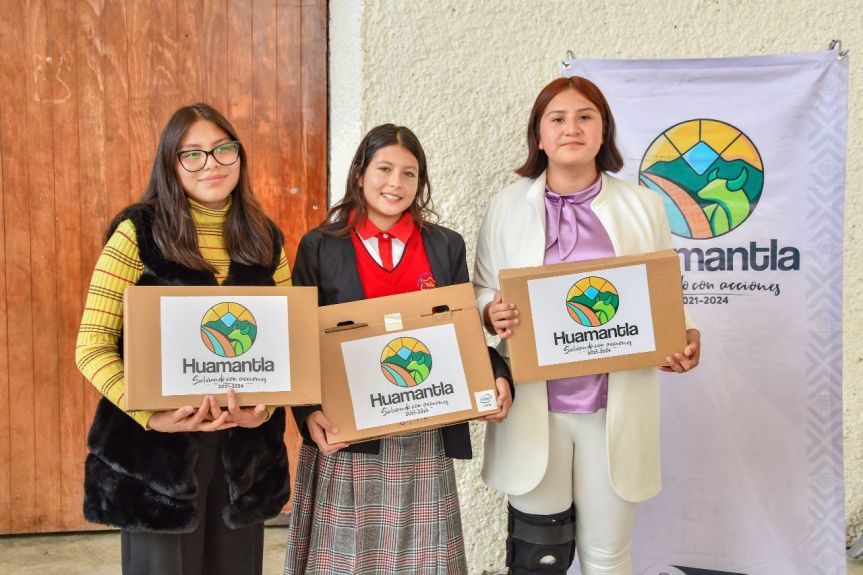 EL TALENTO Y VOZ SE PROYECTAN EN EL PRIMER CONCURSO DE ORATORIA EN HUAMANTLA “VOCES JUVENILES&nbsp;2023”