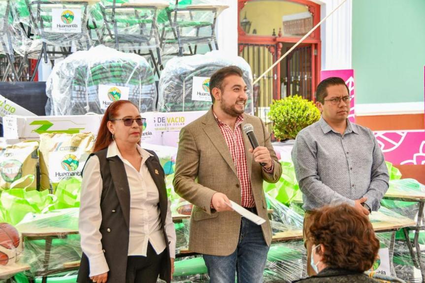 ESTA ADMINISTRACIÓN TRABAJA PARA TODOS Y LOS RESULTADOS ESTÁN A LA VISTA: SALVADOR SANTOS&nbsp;CEDILLO