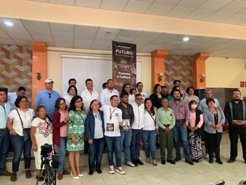 Se realiza con éxito foro “Encuentros para el Futuro, Marcelo te&nbsp;escucha”