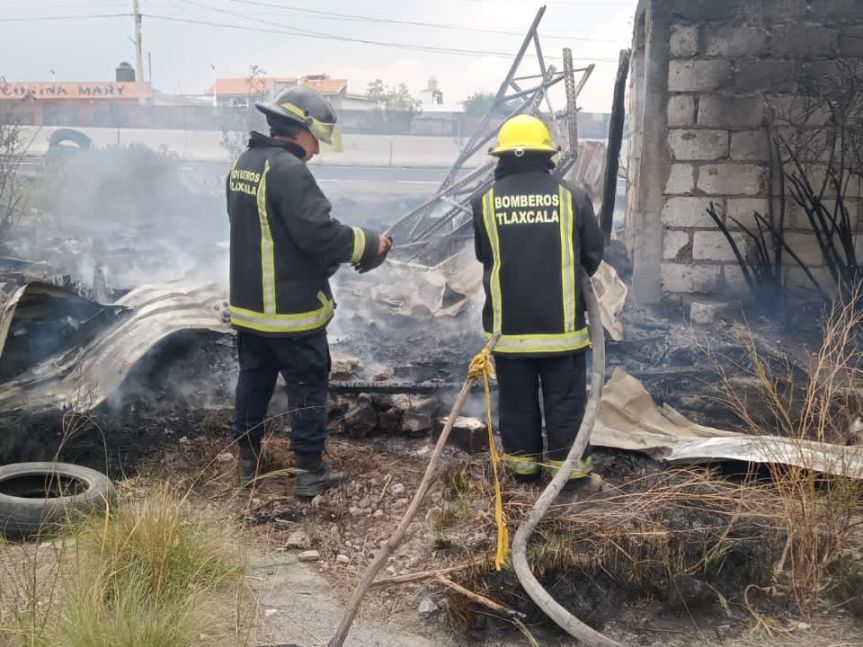 ATIENDE PROTECCIÓN CIVIL Y SEGURIDAD PÚBLICA DE HUAMANTLA INCENDIO EN NUEVOS&nbsp;HORIZONTES