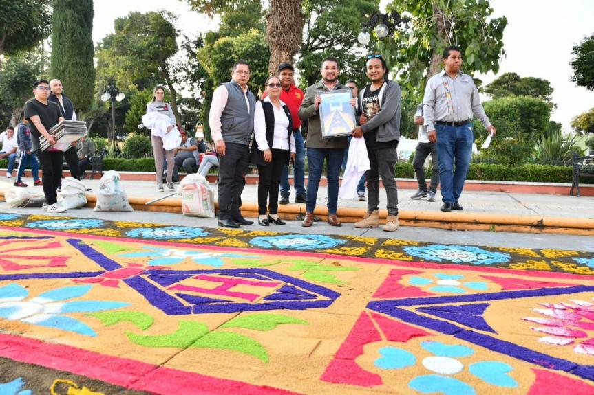 TODO EL AÑO SE VIVE UNA FIESTA MULTICOLOR EN HUAMANTLA: SALVADOR SANTOS&nbsp;CEDILLO