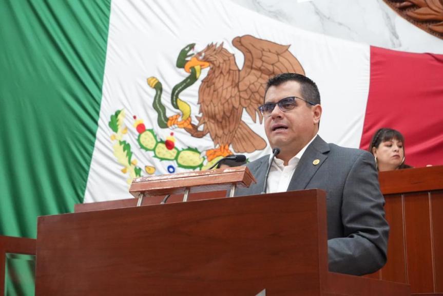 Jorge Caballero Román aporta a la armonía e innovación legislativa 