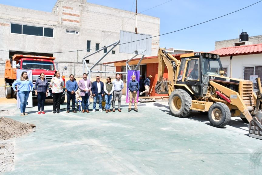 VAMOS A SEGUIR APOYANDO A LAS ESCUELAS DE NUESTRO MUNICIPIO: SALVADOR SANTOS&nbsp;CEDILLO