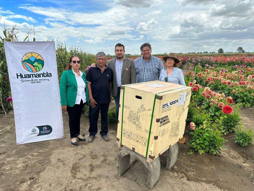 IMPULSA AYUNTAMIENTO DE HUAMANTLA LA PRODUCCIÓN DE DALIAS CON MAQUINARIA&nbsp;AGRÍCOLA