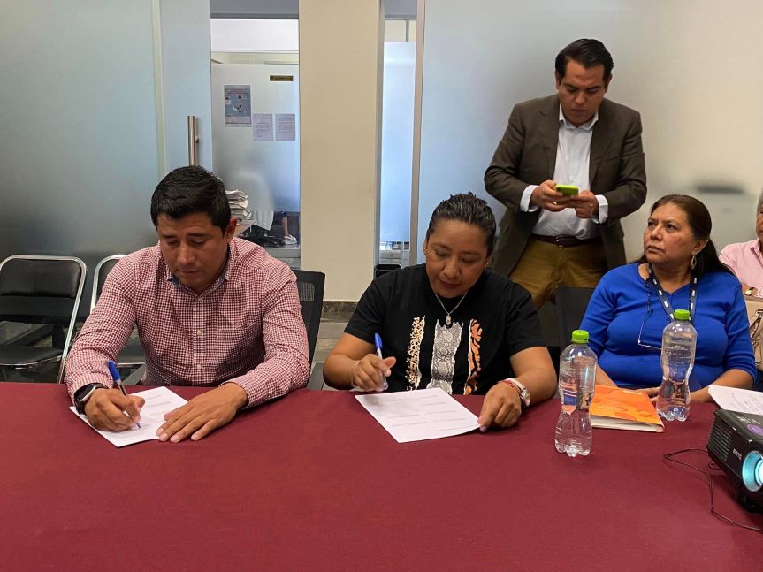 FIRMAN CONVENIO DE COLABORACIÓN AUTORIDADES DE SANTA CRUZ TLAXCALA PARA DELIMITAR TERRITORIO CON SAN JOSÉ TEACALCO Y&nbsp;COAXOMULCO
