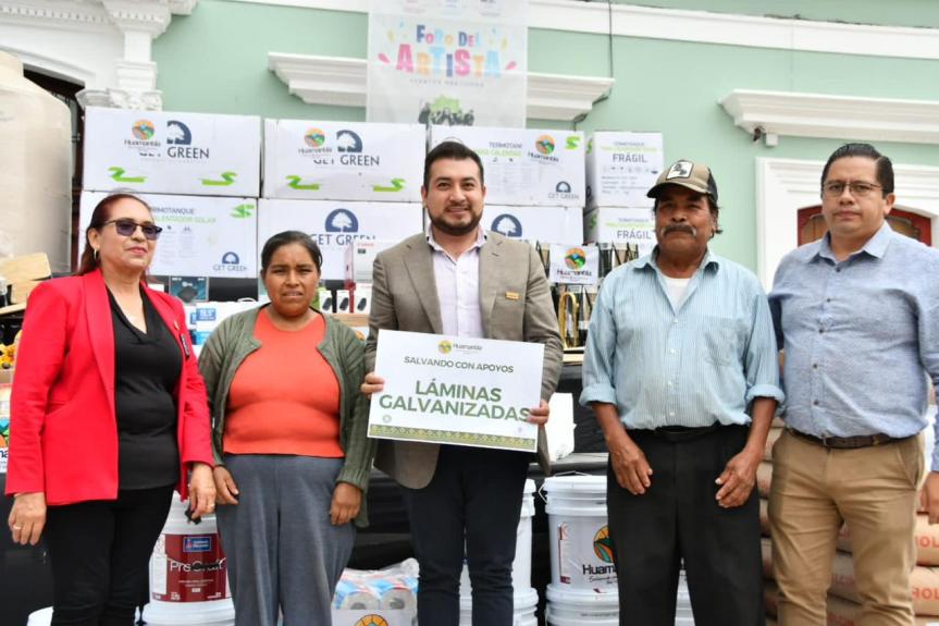 BENEFICIA AYUNTAMIENTO DE HUAMANTLA A COMUNIDADES E INSTITUCIONES EDUCATIVAS CON UNA NUEVA MEGA ENTREGA DE&nbsp;APOYOS