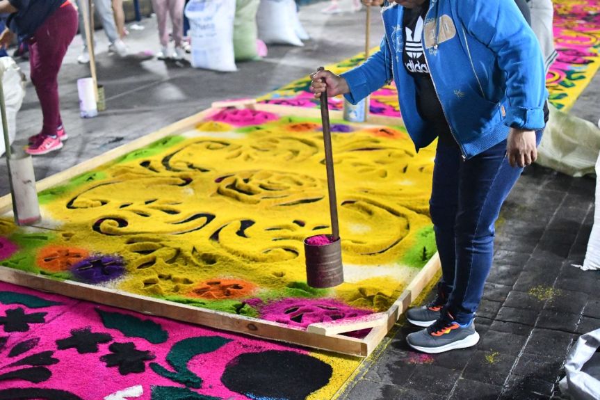 CONVOCA AYUNTAMIENTO DE HUAMANTLA A PARTICIPAR CON ACERVO HISTÓRICO PARA EL CENTRO DE DOCUMENTACIÓN DE LAS ALFOMBRAS DE ARTE&nbsp;EFÍMERO