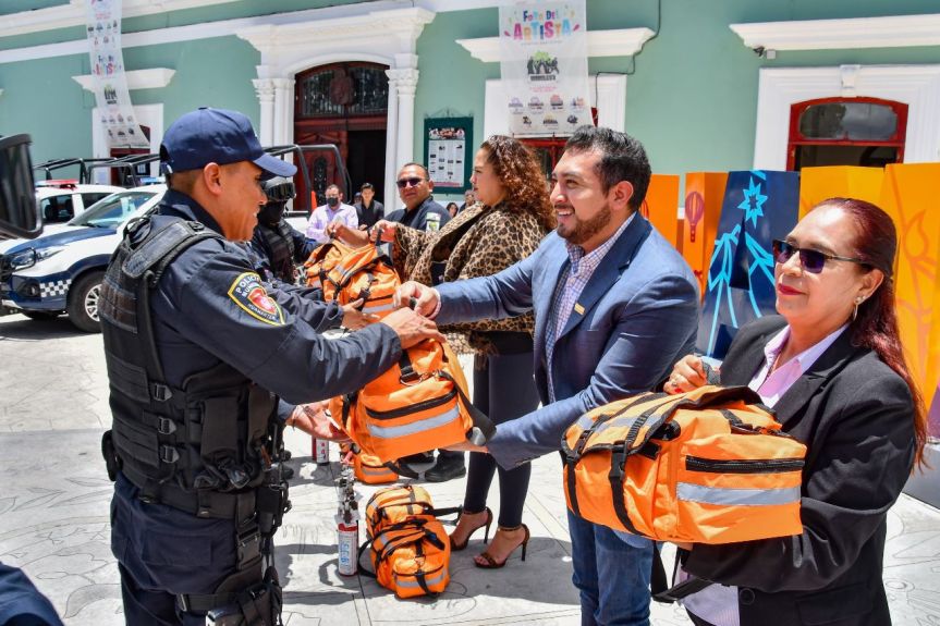 SALVADOR SANTOS CEDILLO DA BANDERAZO DE INICIO DEL OPERATIVO “TU FERIA&nbsp;SEGURA”