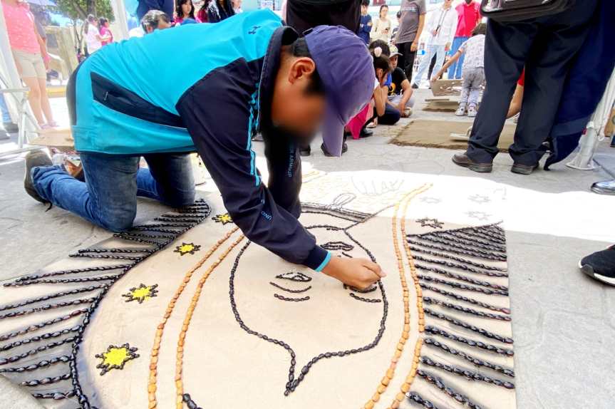 NIÑAS Y NIÑOS CELEBRAN CON ENTUSIASMO EL DÍA DEL ALFOMBRISTA EN&nbsp;HUAMANTLA