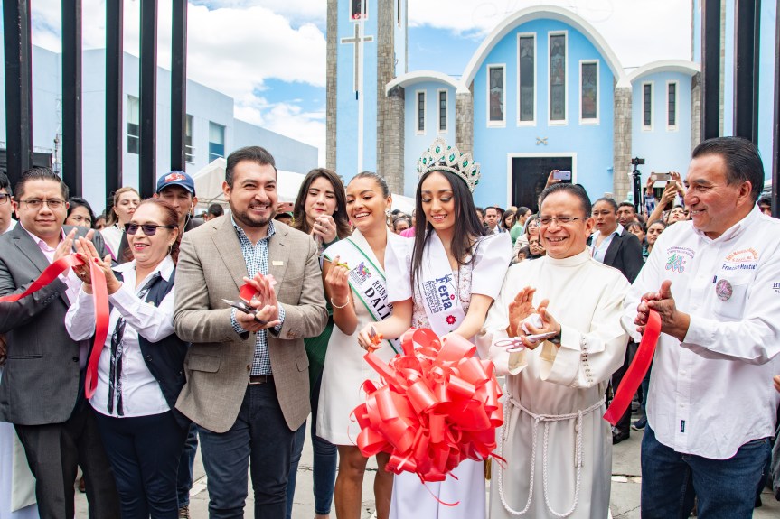 CON MAJESTUOSA PRIMERA ALFOMBRA, INICIAN LAS FESTIVIDADES DE LA FERIA INTERNACIONAL DEL ARTE EFÍMERO Y LA DALIA 2023: SALVADOR SANTOS&nbsp;CEDILLO