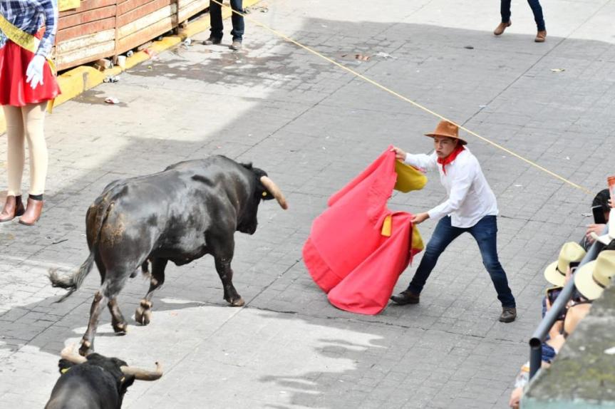 EMITE AYUNTAMIENTO DE HUAMANTLA MEDIDAS Y RECOMENDACIONES PARA LA TRADICIONAL&nbsp;“HUAMANTLADA”