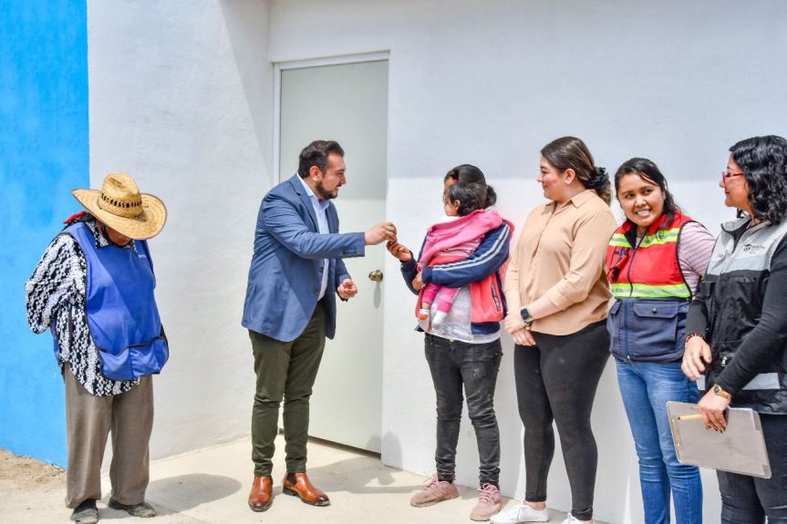 ENTREGA SALVADOR SANTOS CEDILLO VIVIENDA EN EL PUEBLO MARIANO&nbsp;MATAMOROS