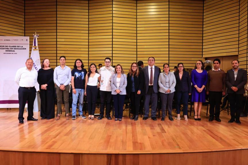 INAUGURA GOBERNADORA PRIMER CICLO ESCOLAR DE LA LICENCIATURA EN EDUCACIÓN&nbsp;MÚSICAL