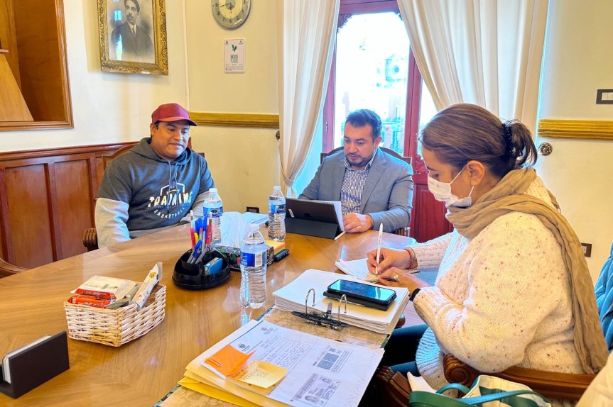  ES CON DIÁLOGO DIRECTO COMO SE AVANZA EN EL BIENESTAR DE LA GENTE: SALVADOR SANTOS&nbsp;CEDILLO