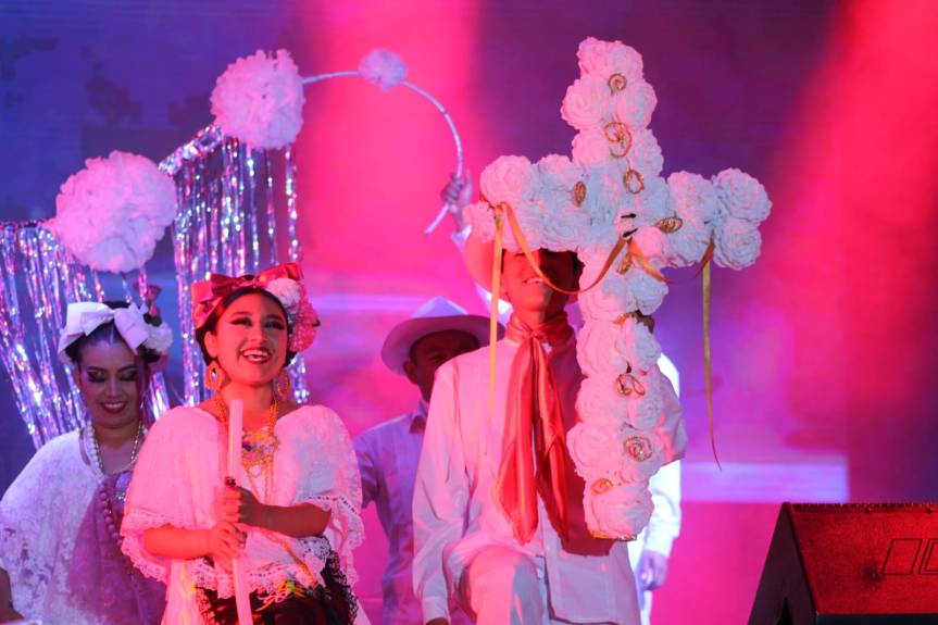 Exitosa participación de la compañía Estatal de Danza Folclórica Tlaxcala en el Teatro del Pueblo en la Ferias Tlaxcala&nbsp;2023