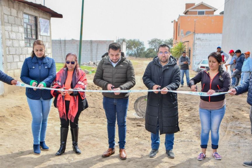 INAUGURA SALVADOR SANTOS CEDILLO AMPLIACIÓN DE LA RED DE DRENAJE SANITARIO EN EL BARRIO DE SANTA&nbsp;ANITA