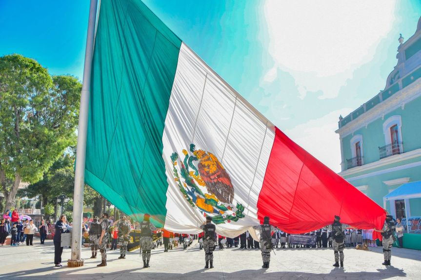 CONMEMORA AYUNTAMIENTO DE HUAMANTLA NATALICIO DE BENITO&nbsp;JUÁREZ