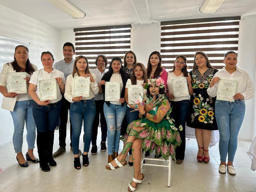 DIF HUAMANTLA E ICATLAX CAPACITAN A MUJERES PARA EL AUTOEMPLEO CON AVAL DE LA&nbsp;SEP