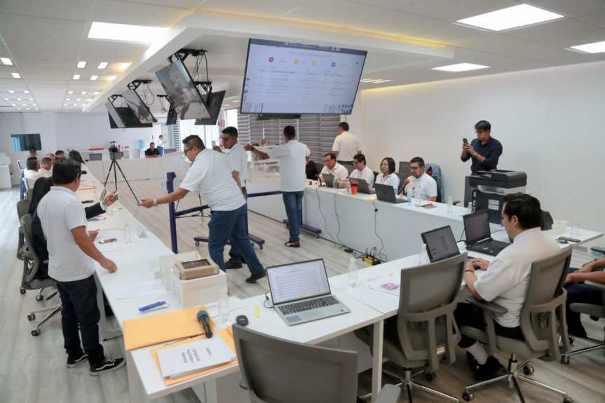 AUTORIDADES EDUCATIVAS REALIZARON RIFA POR EL DÍA DEL&nbsp;MAESTRO