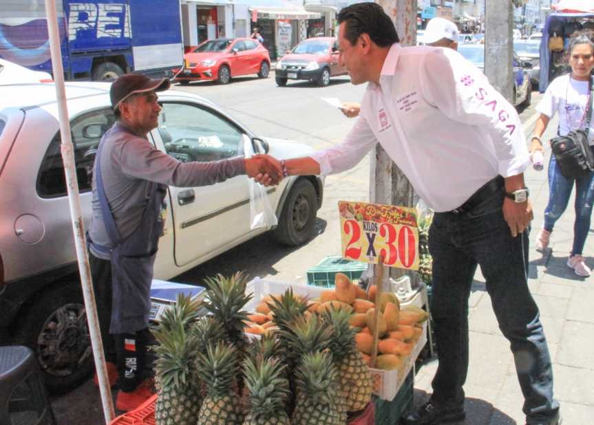 Presenta SAGA ante locatarios y comerciantes de Apizaco sus compromisos sobre&nbsp;comercio