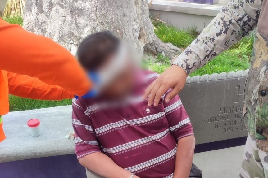 ATENDIÓ PROTECCIÓN CIVIL DE HUAMANTLA A SUJETO EN ESTADO INCONVENIENTE QUE CAYÓ DE SU PROPIA ALTURA 