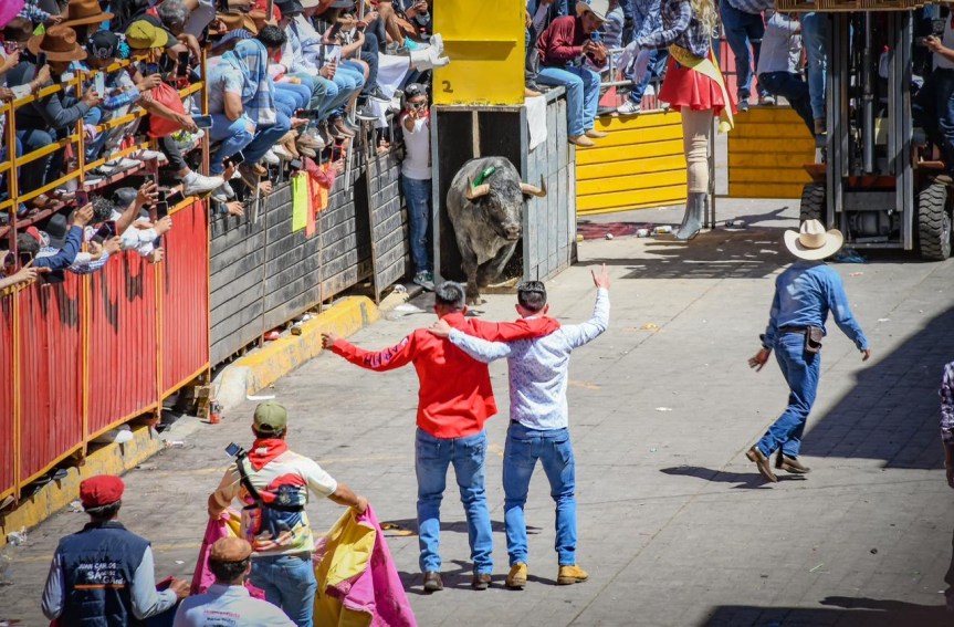 EMOCIÓN PURA EN LA TRADICIONAL “HUAMANTLADA” QUE CELEBRA SU EDICIÓN NÚMERO&nbsp;70