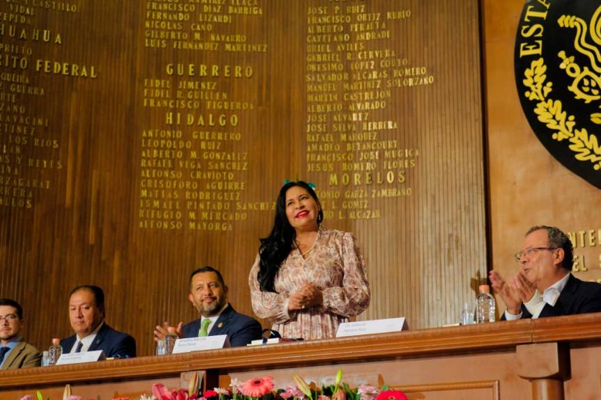 Reconocen en el Muro de Honor del Senado a la Universidad Nacional Autónoma de&nbsp;México