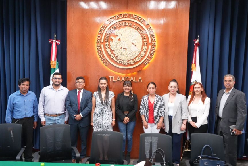 Se reúne diputada Anel Martínez Pérez con síndicos y&nbsp;regidores