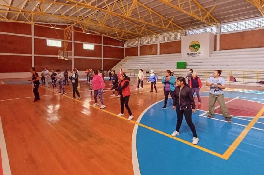 ACTÍVATE EN LAS CLASES GRATUITAS DE ZUMBA EN LA UNIDAD DEPORTIVA DE&nbsp;HUAMANTLA