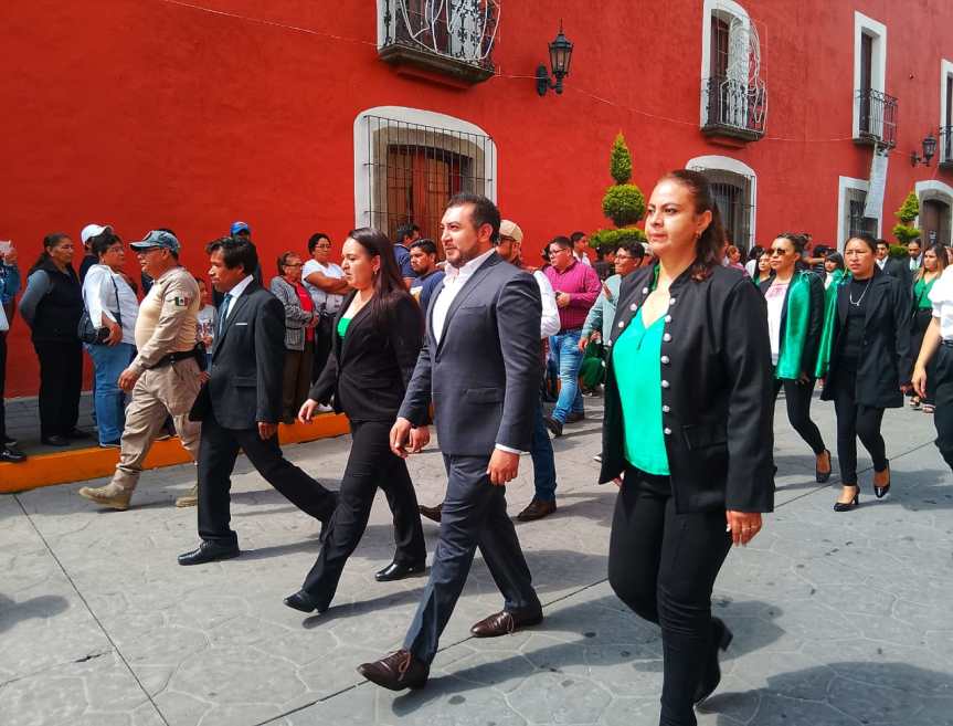 Salvador Santos Cedillo apuesta por la educación, dará atención ciudadana y exhorta a ser responsables con las llamadas de&nbsp;emergencia